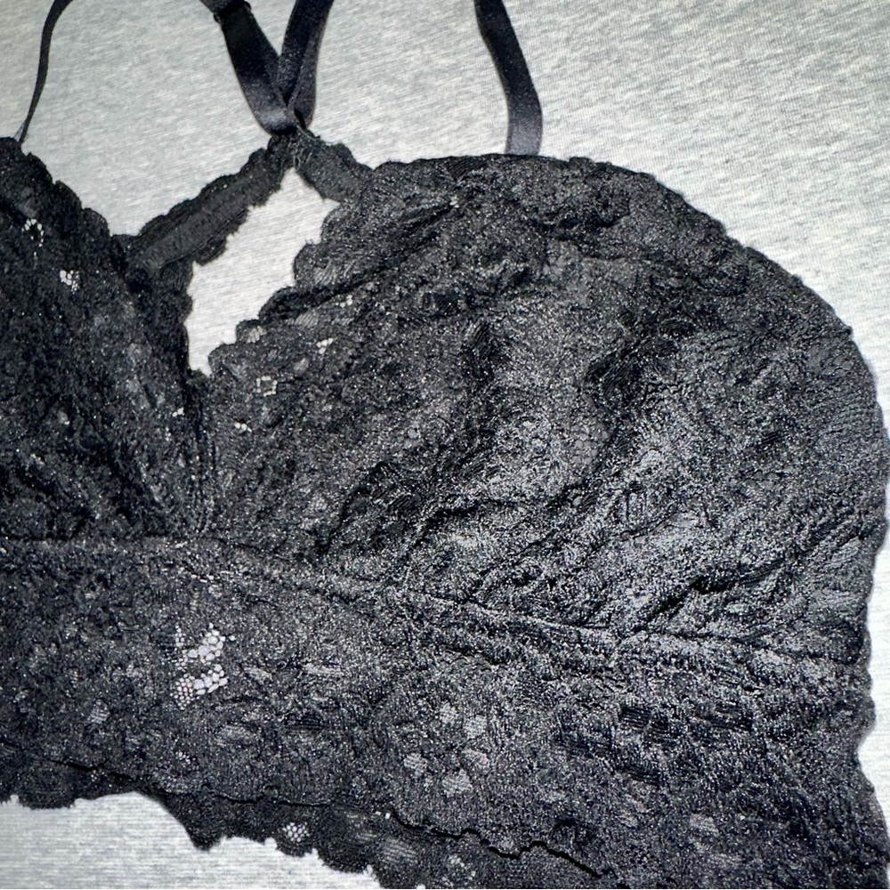 NWT Aerie Black Lace Halter Bralette Medium Floral Boho Deadstock 2014 - Picture 5 of 10